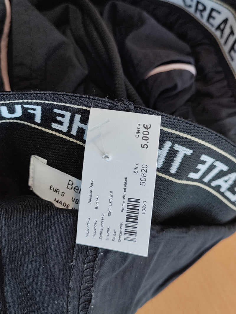 Bershka Šorts