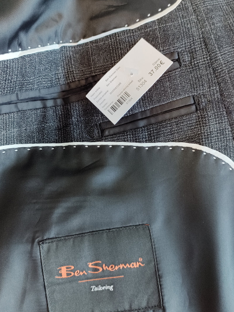 Ben Sherman Sako