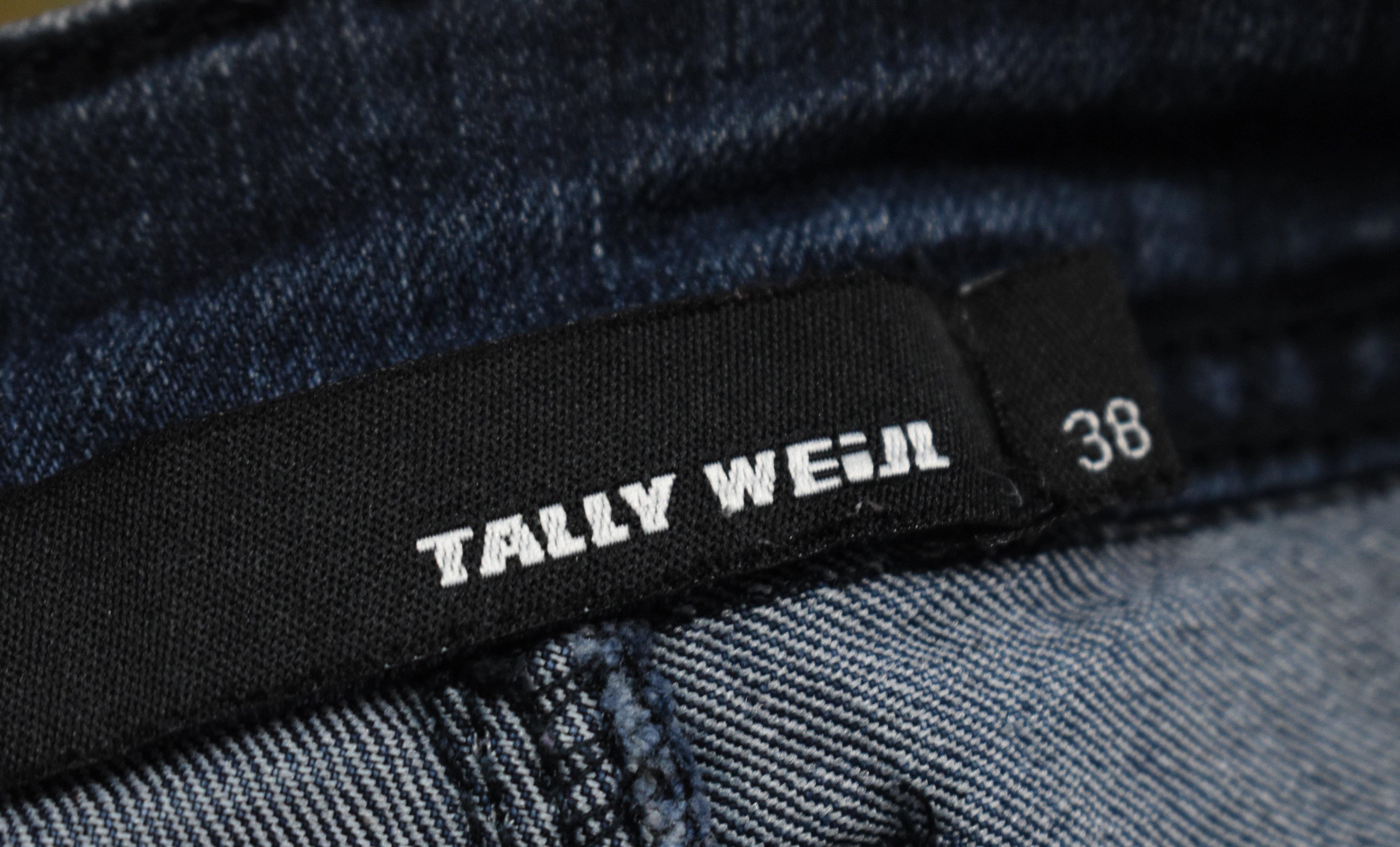 Tally Weijl Šorts - ISKORISTI.ME