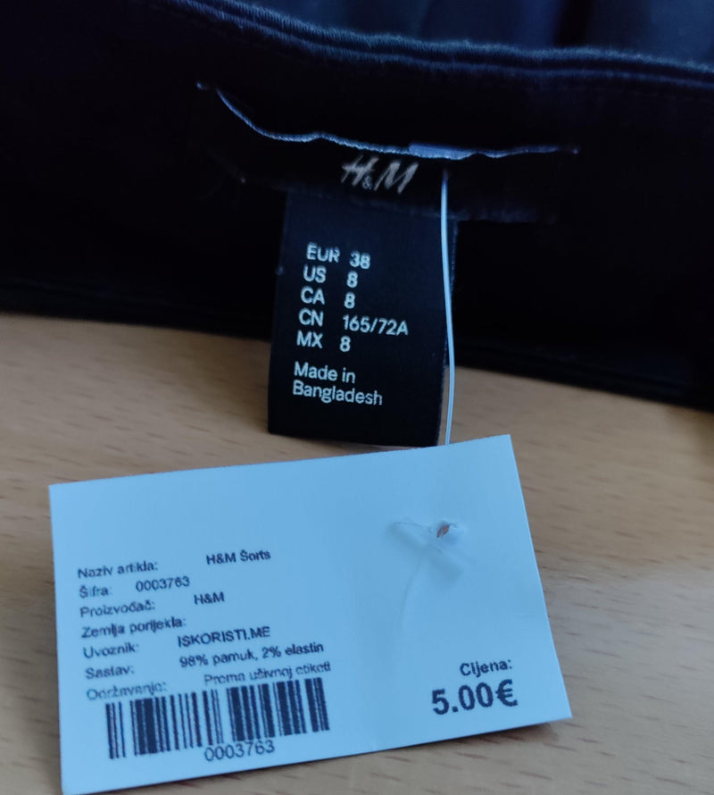 H&M Šorts - ISKORISTI.ME