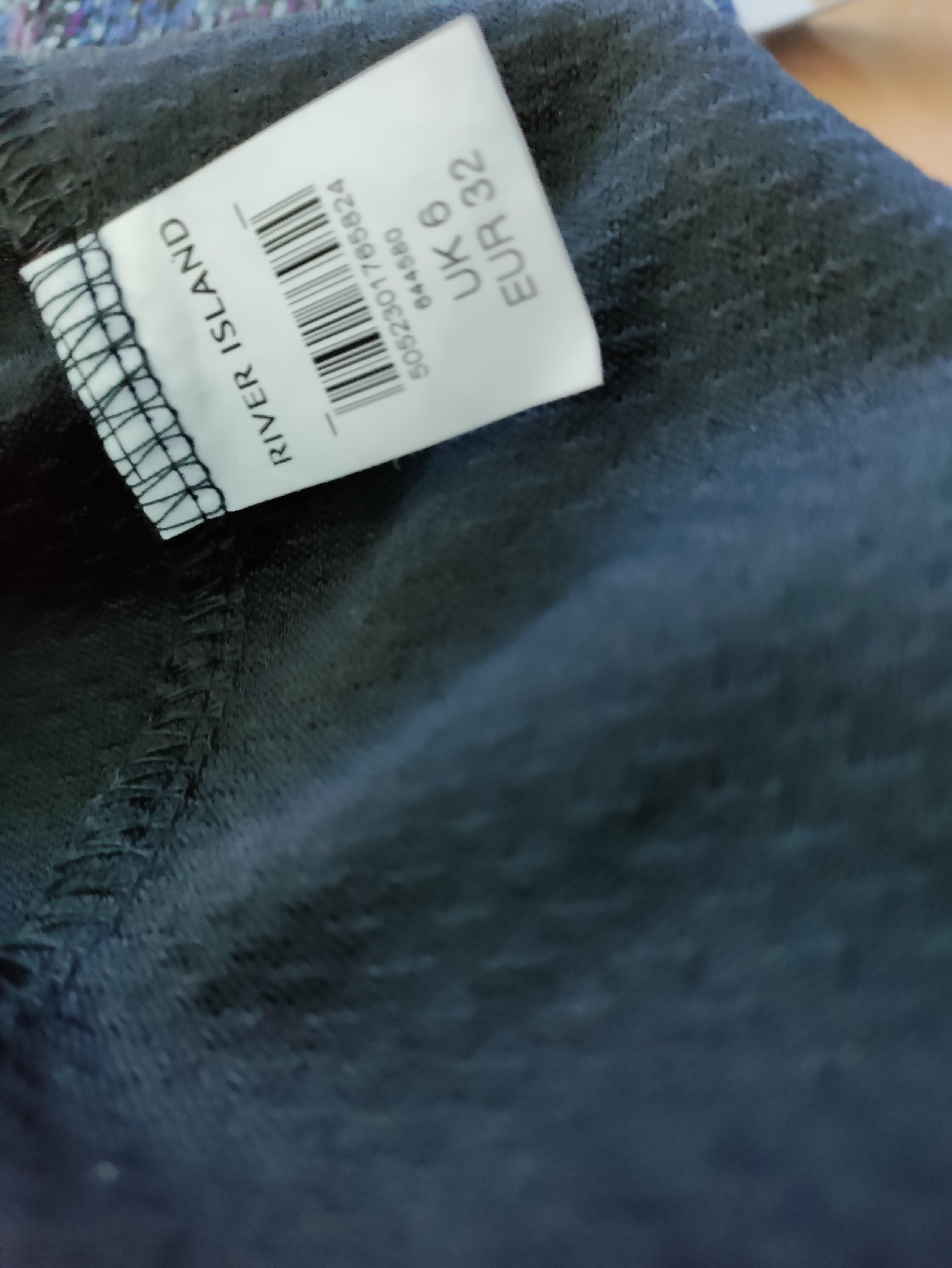 River Island Haljina - ISKORISTI.ME