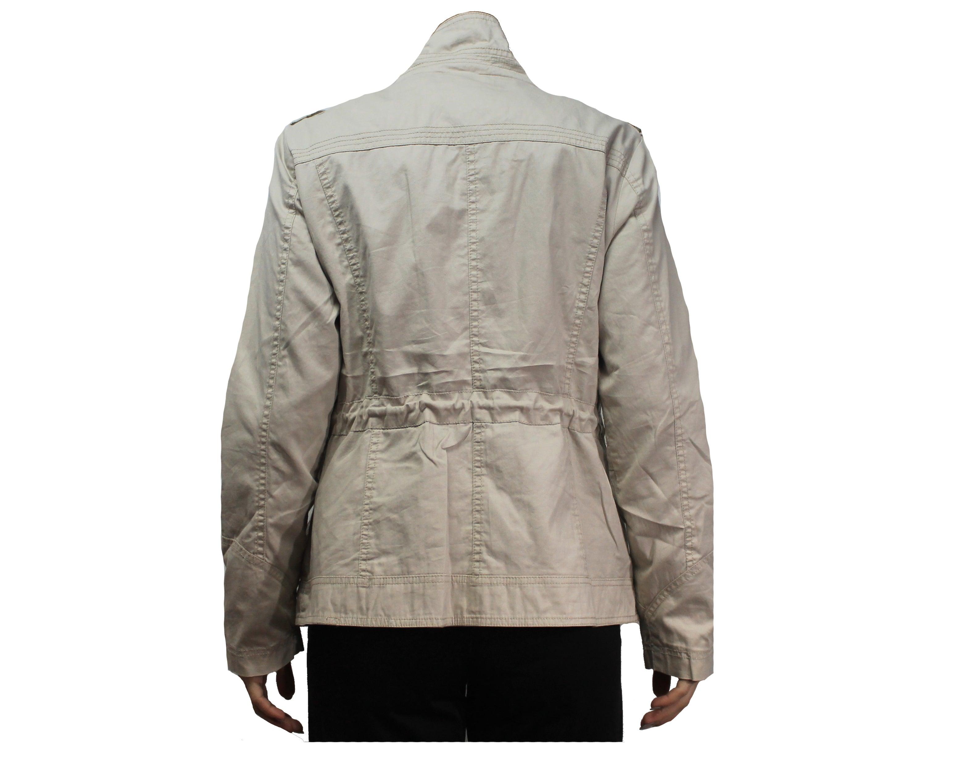 Yessica Jakna - ISKORISTI.ME